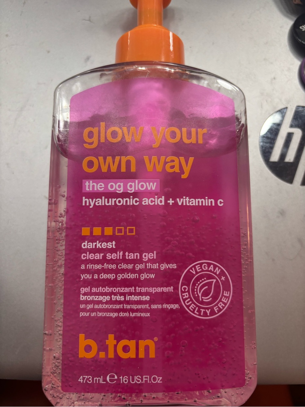 b.tan Glow Your Own Way The OG Glow Darkest Clear Self Tan Gel - Pink